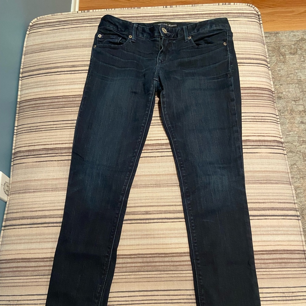 Express Stella Low Rise Legging, dark wash